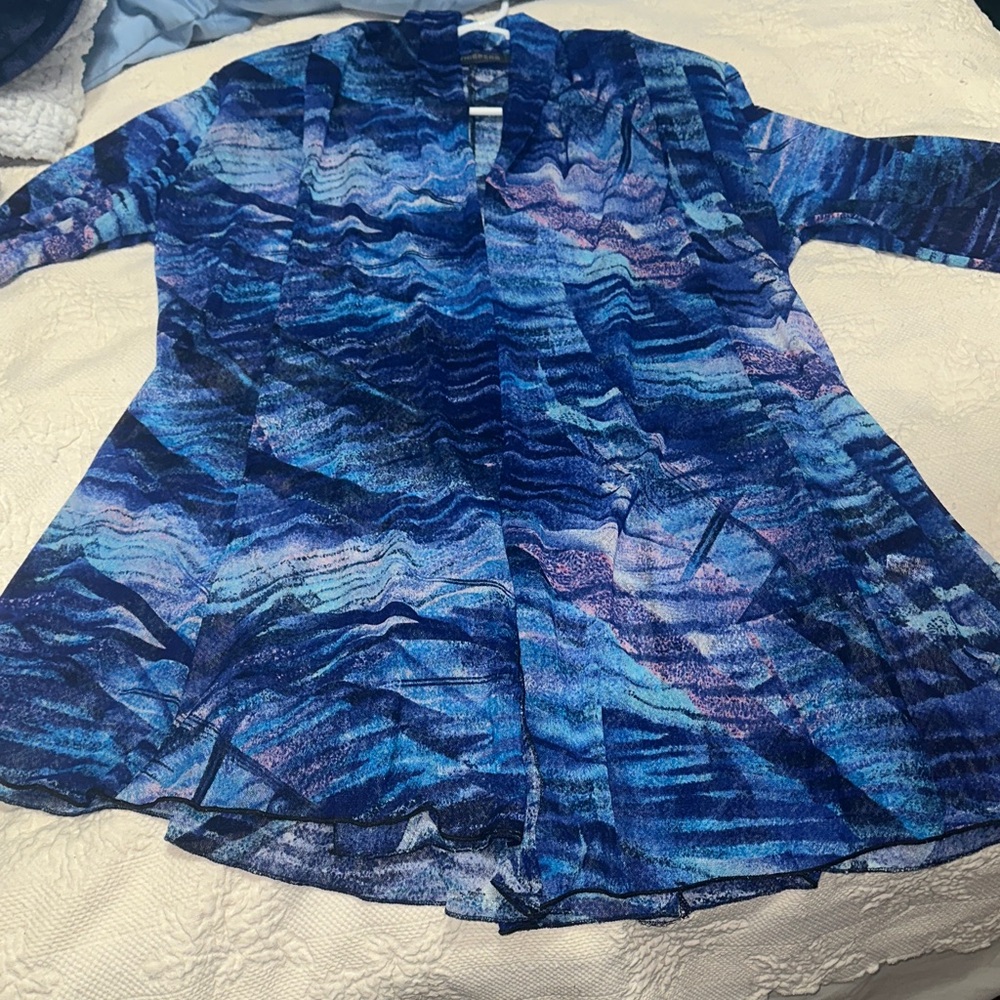 (Whispers) Blue Abstract buttonless open light ca… - image 6